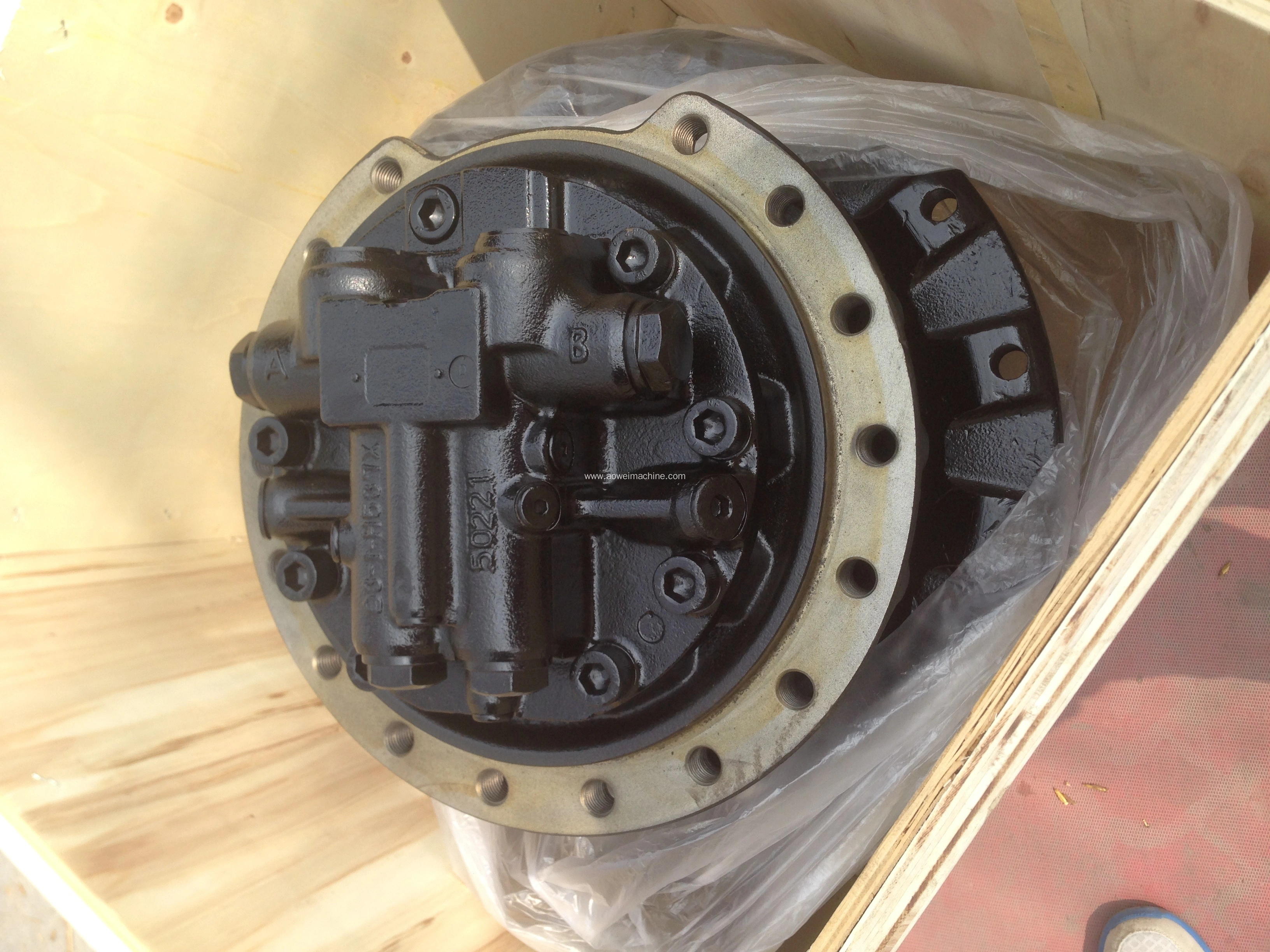 ZX230 excavator final drive travel motor 9195448 9233689 ZX230 excavator final drive travel motor 9195448 9233689